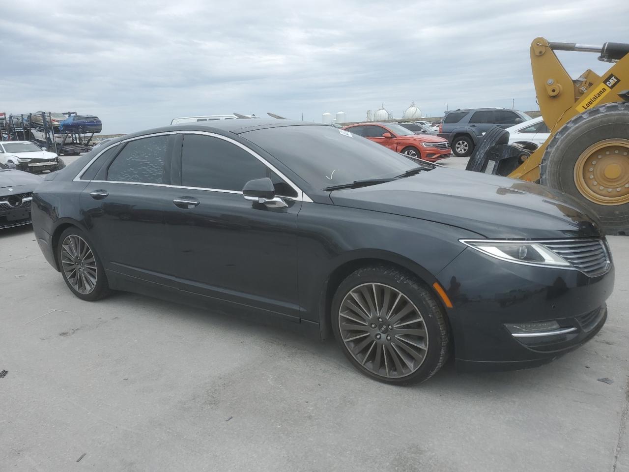 2013 Lincoln MKZ - Image 4