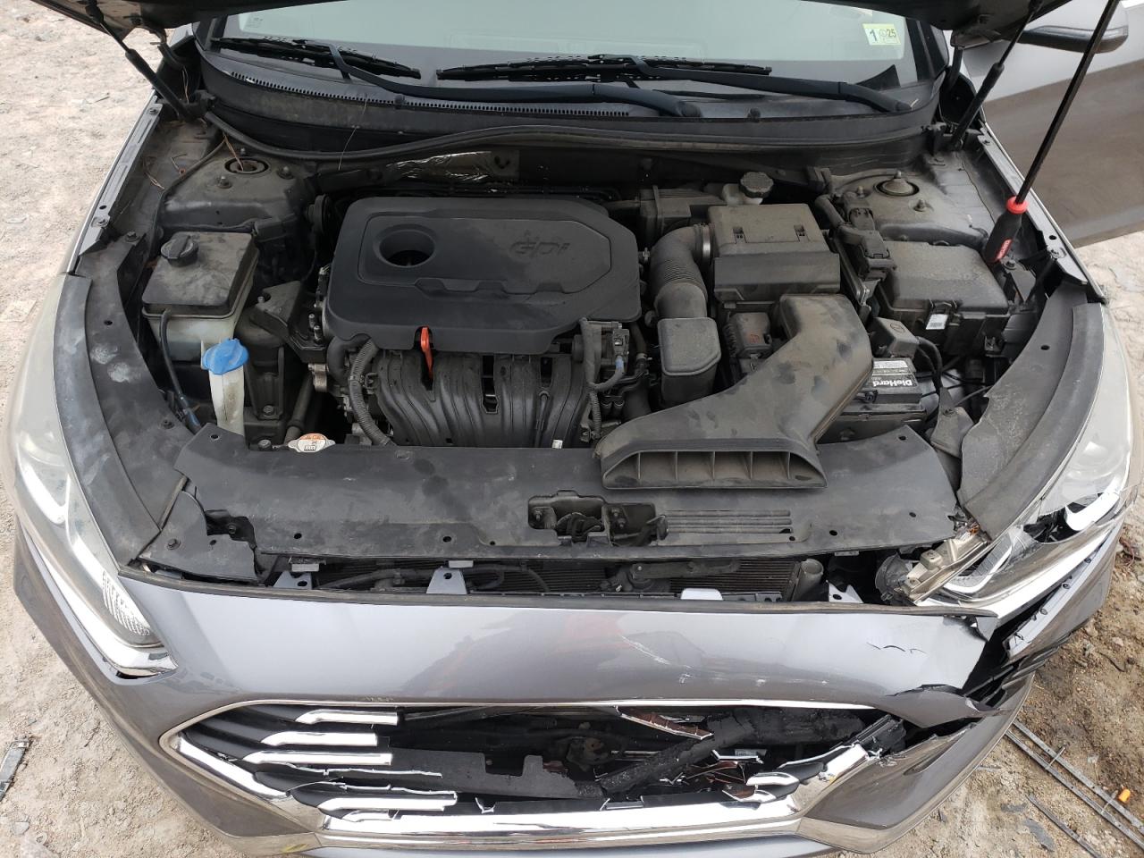 2018 Hyundai Sonata - Image 11