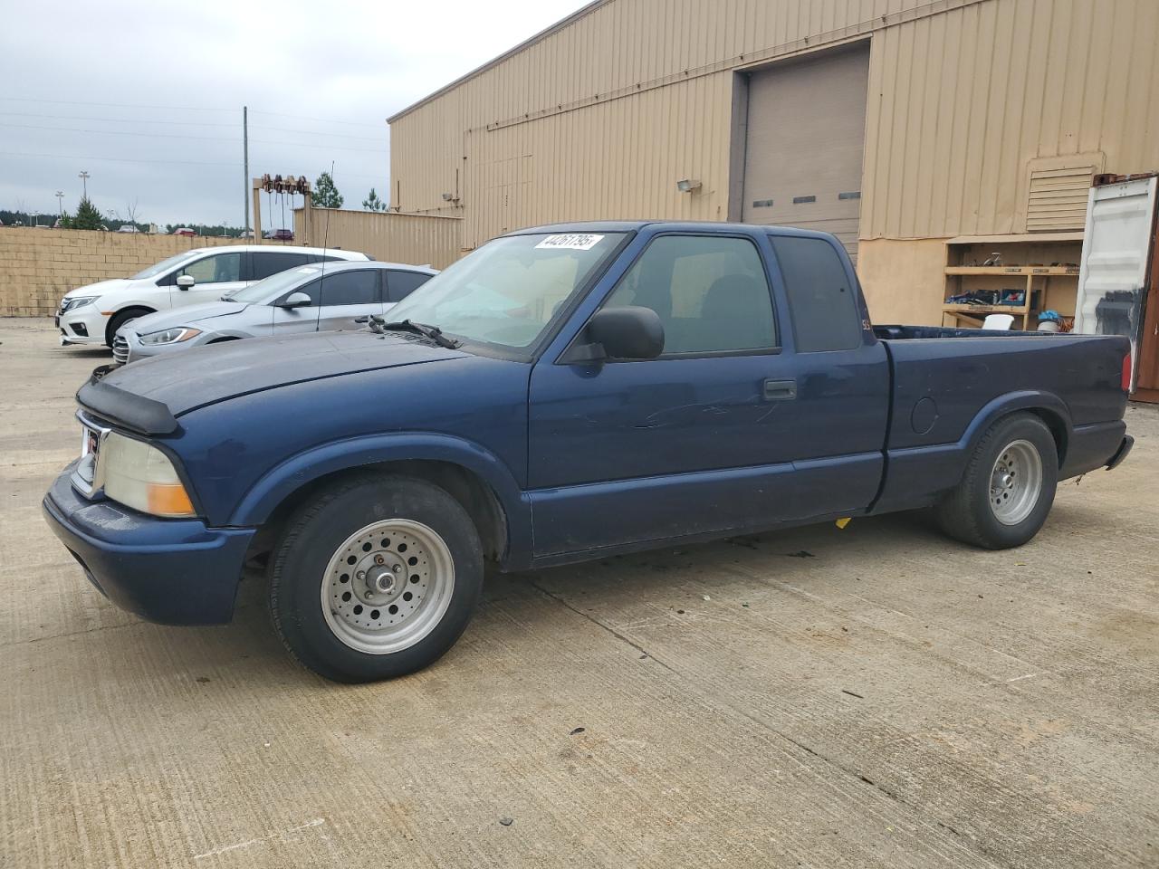 2003 GMC Sonoma - Image 1