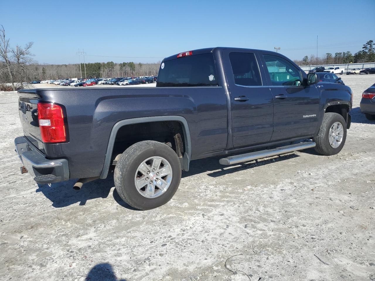 2014 GMC Sierra - Image 3