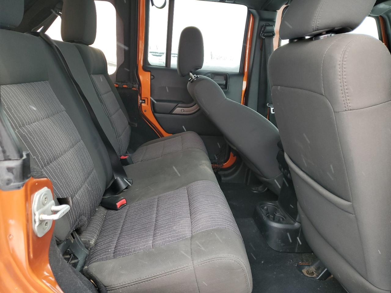 2011 Jeep Wrangler - Image 11