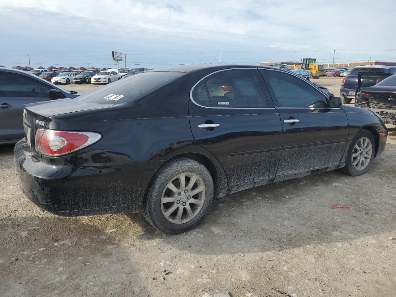 2003 Lexus ES - Image 3