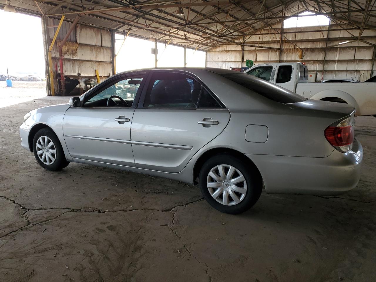 2006 Toyota Camry - Image 2