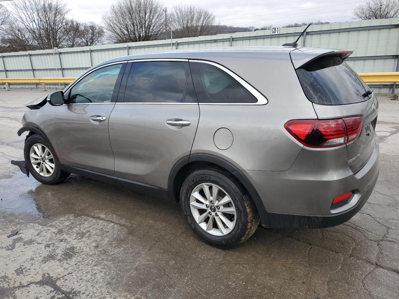 2019 Kia Sorento - Image 2