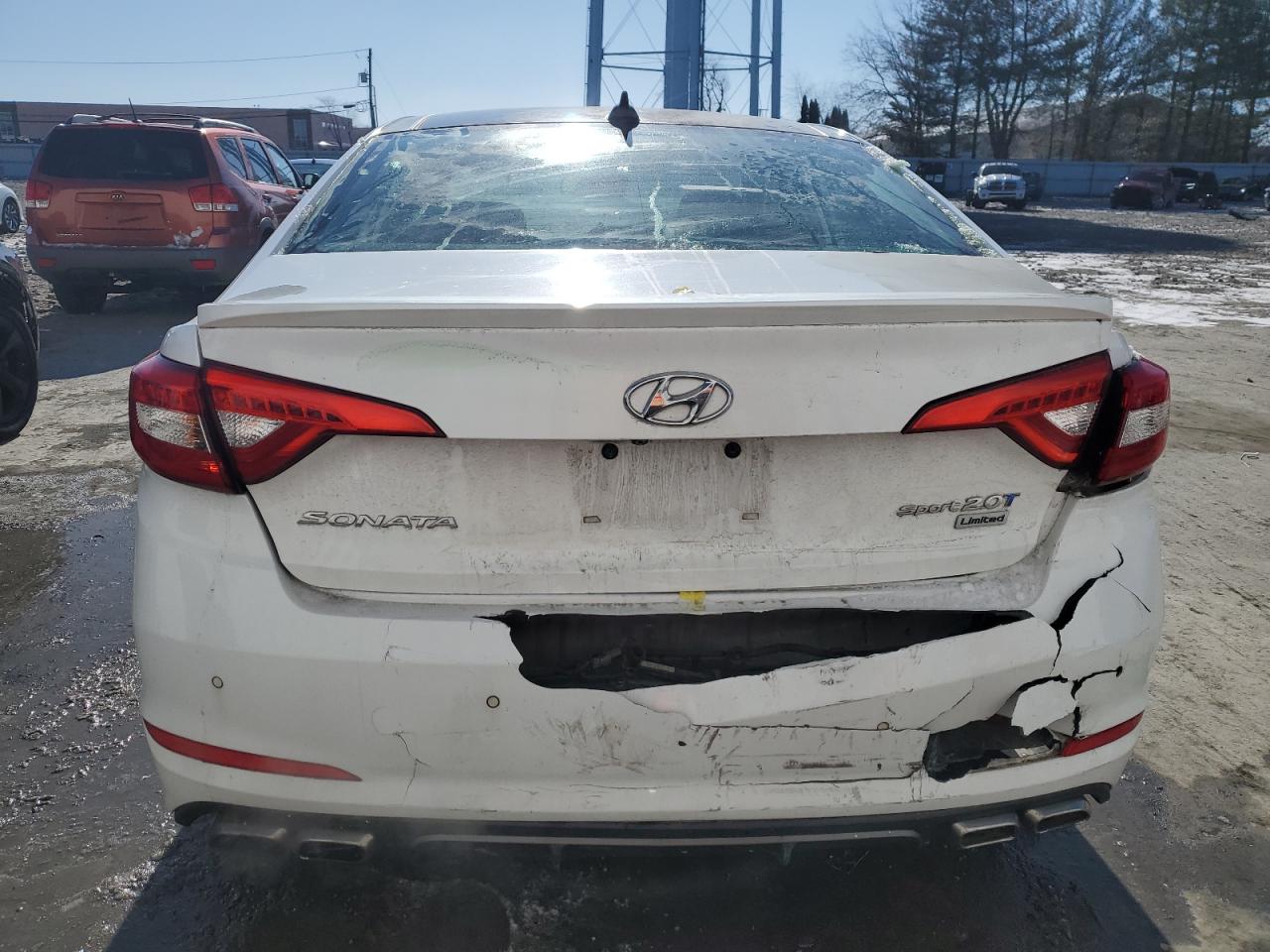 2015 Hyundai Sonata - Image 6