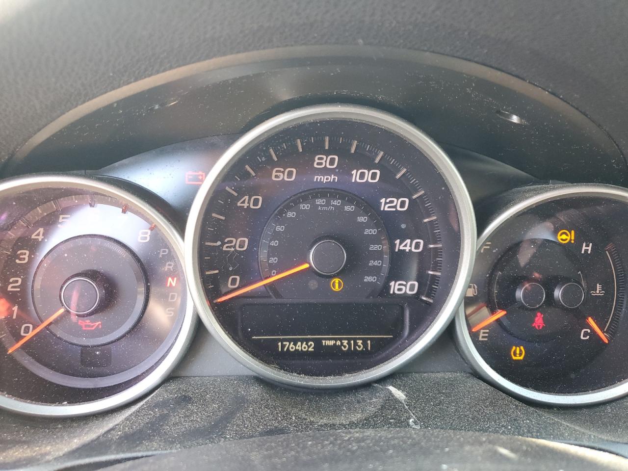 2010 Acura Rl VIN: JH4KB2F67AC000333 Lot: 46003775