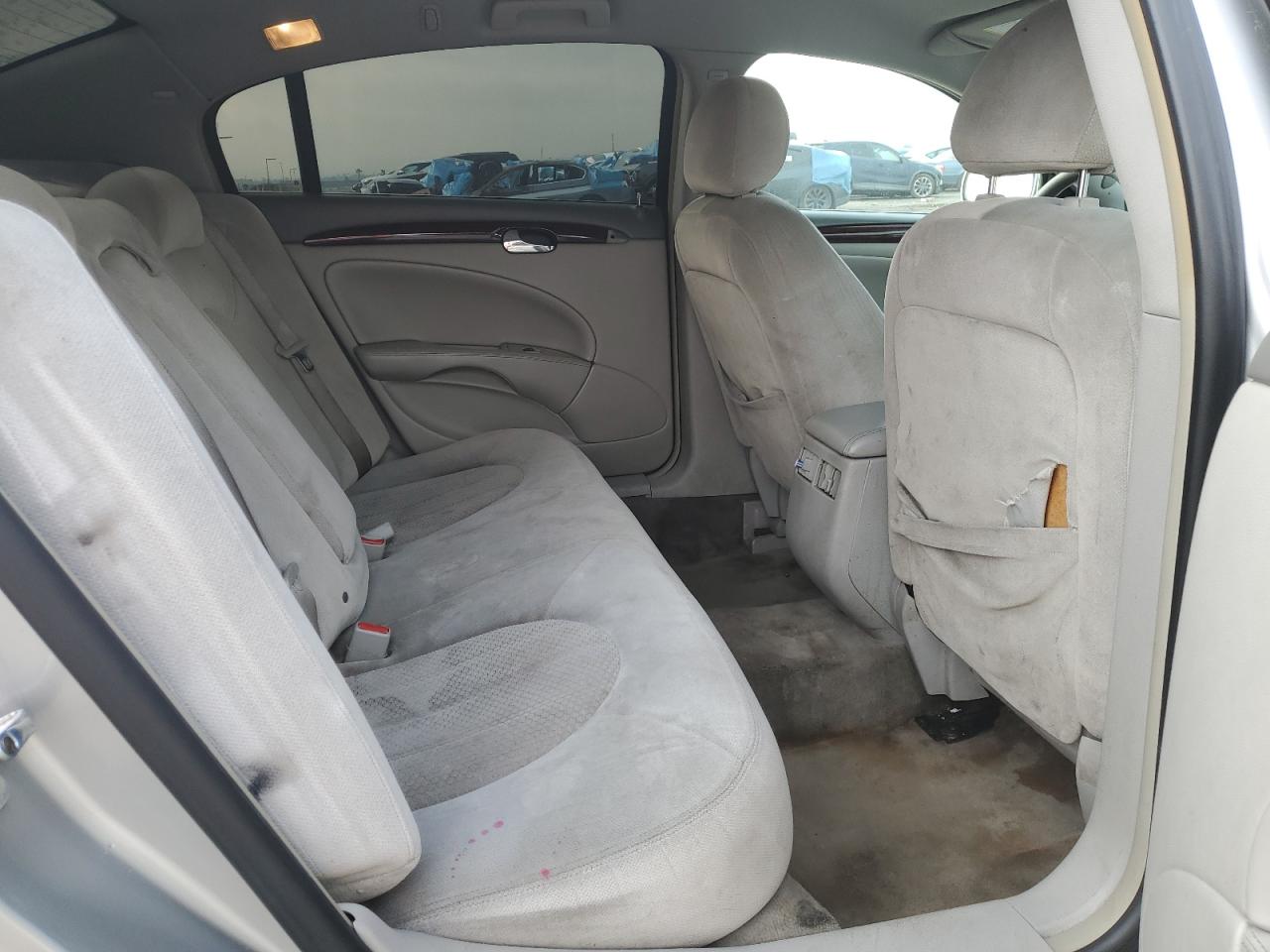 2007 Buick Lucerne - Image 10
