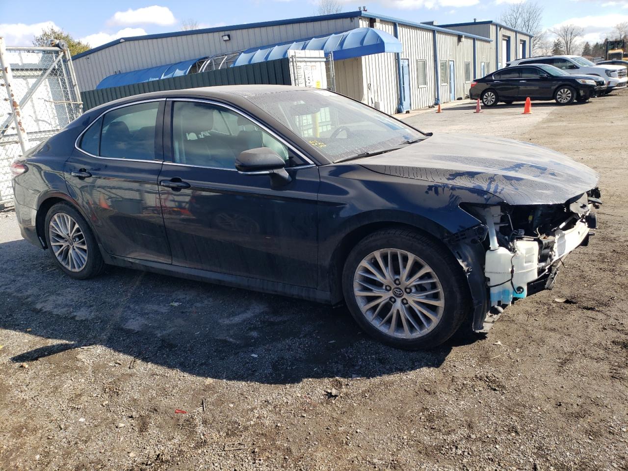 2018 Toyota Camry - Image 4