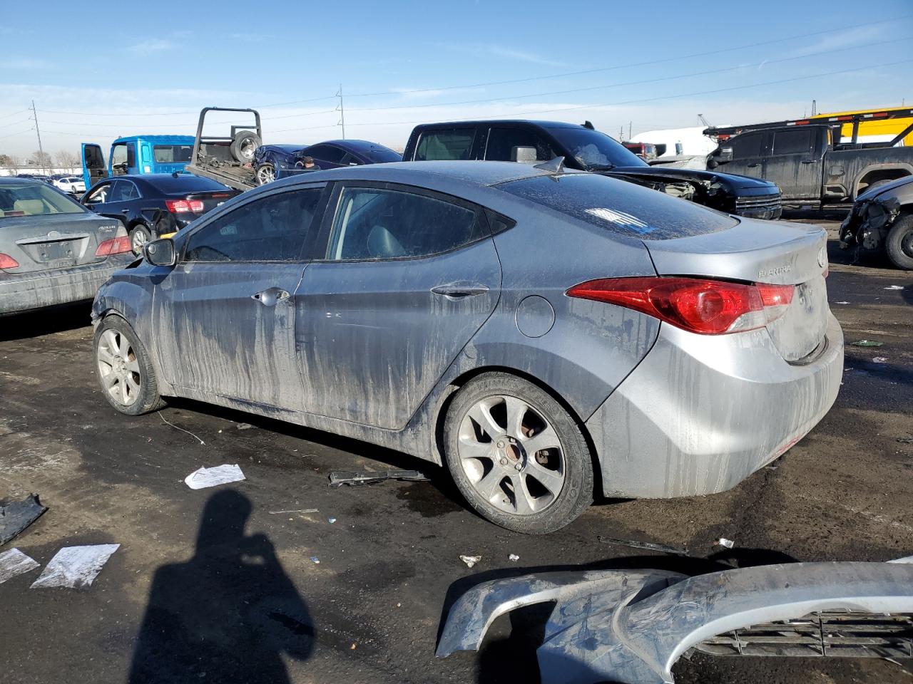 2013 Hyundai Elantra - Image 2