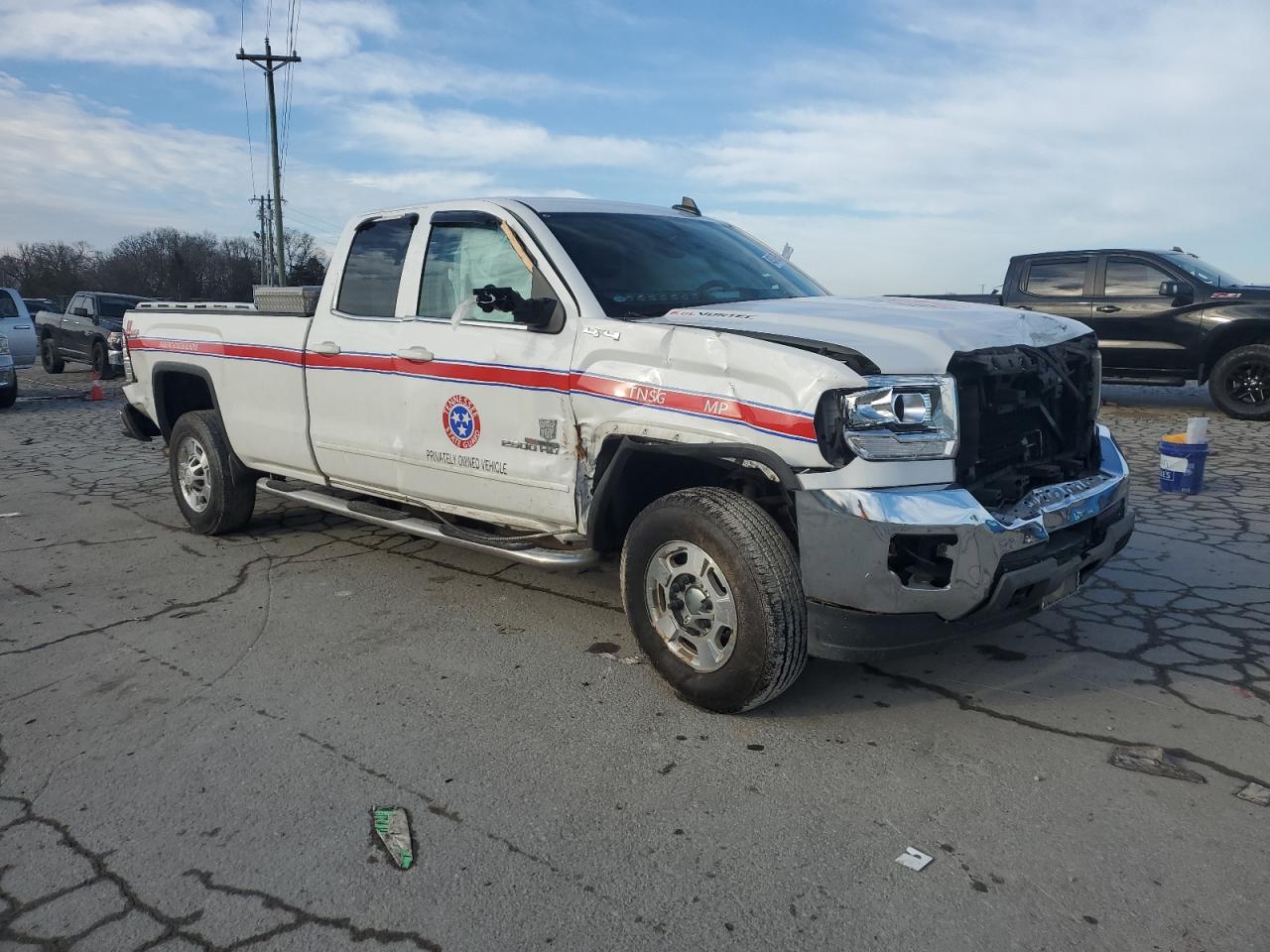 2015 GMC Sierra - Image 4
