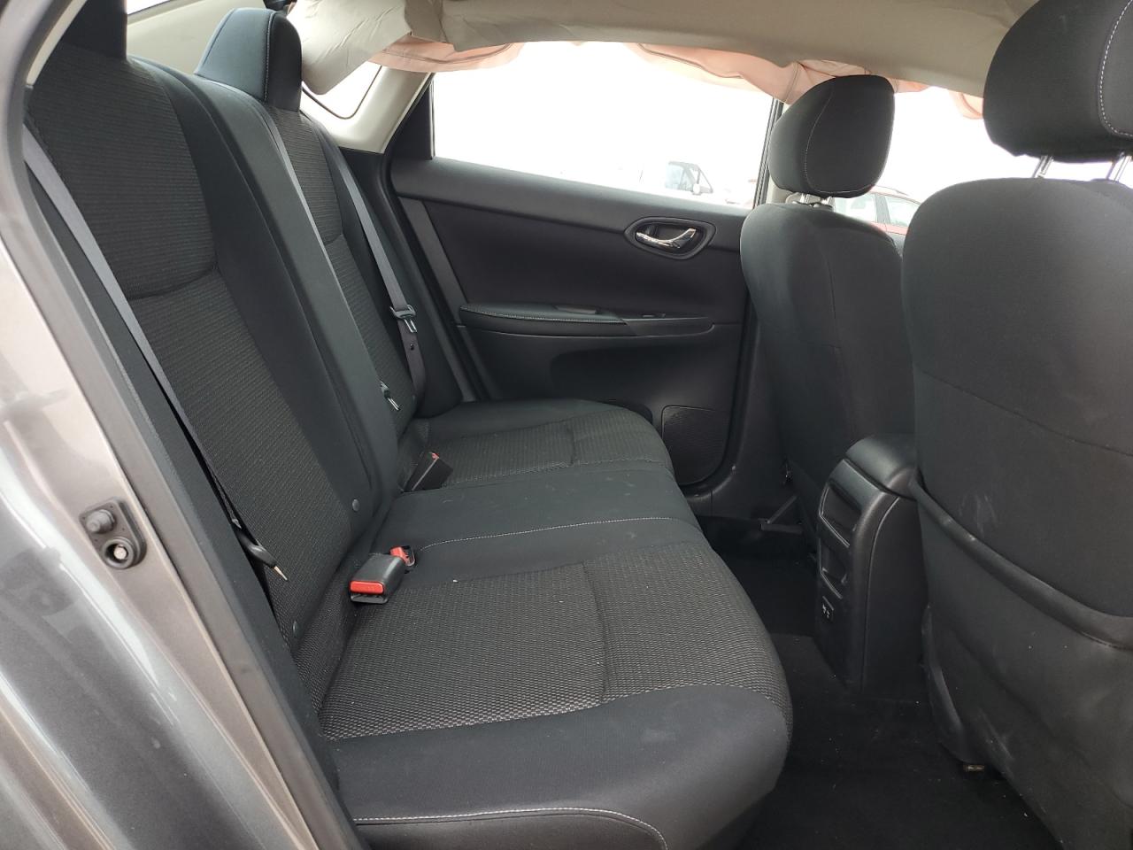 2019 Nissan Sentra - Image 11