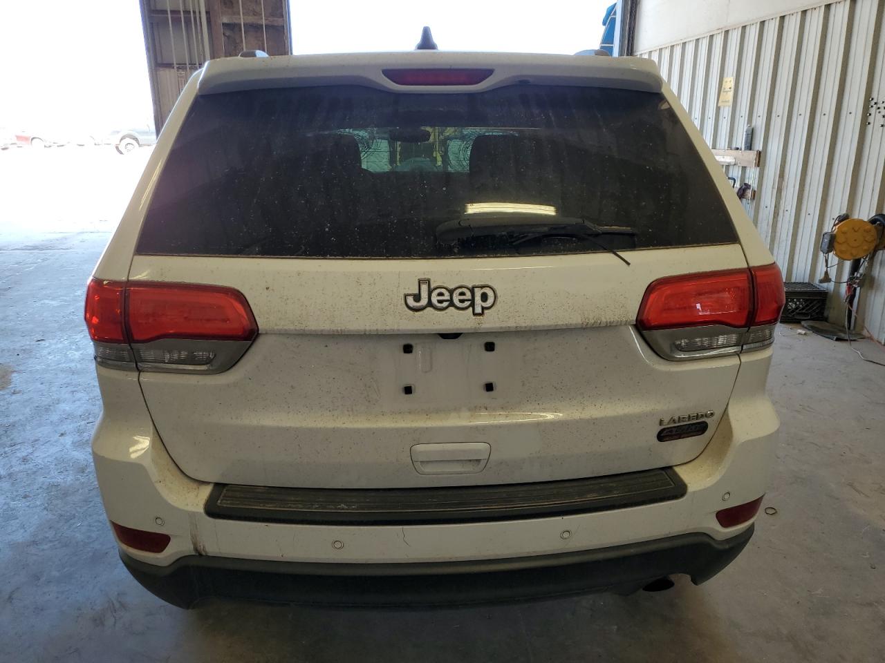 2017 Jeep Grand Cherokee - Image 6