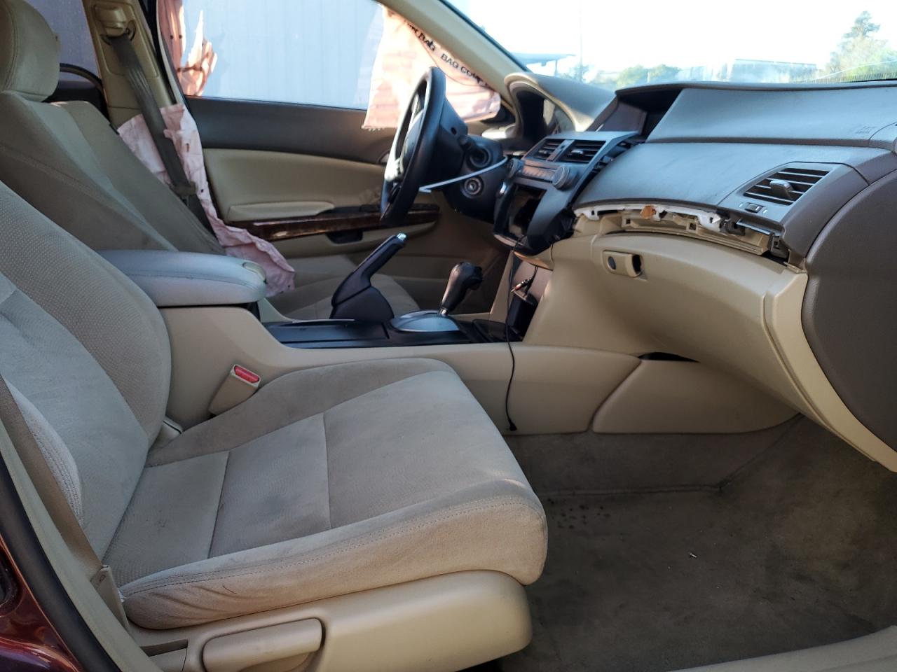 2009 Honda Accord - Image 7