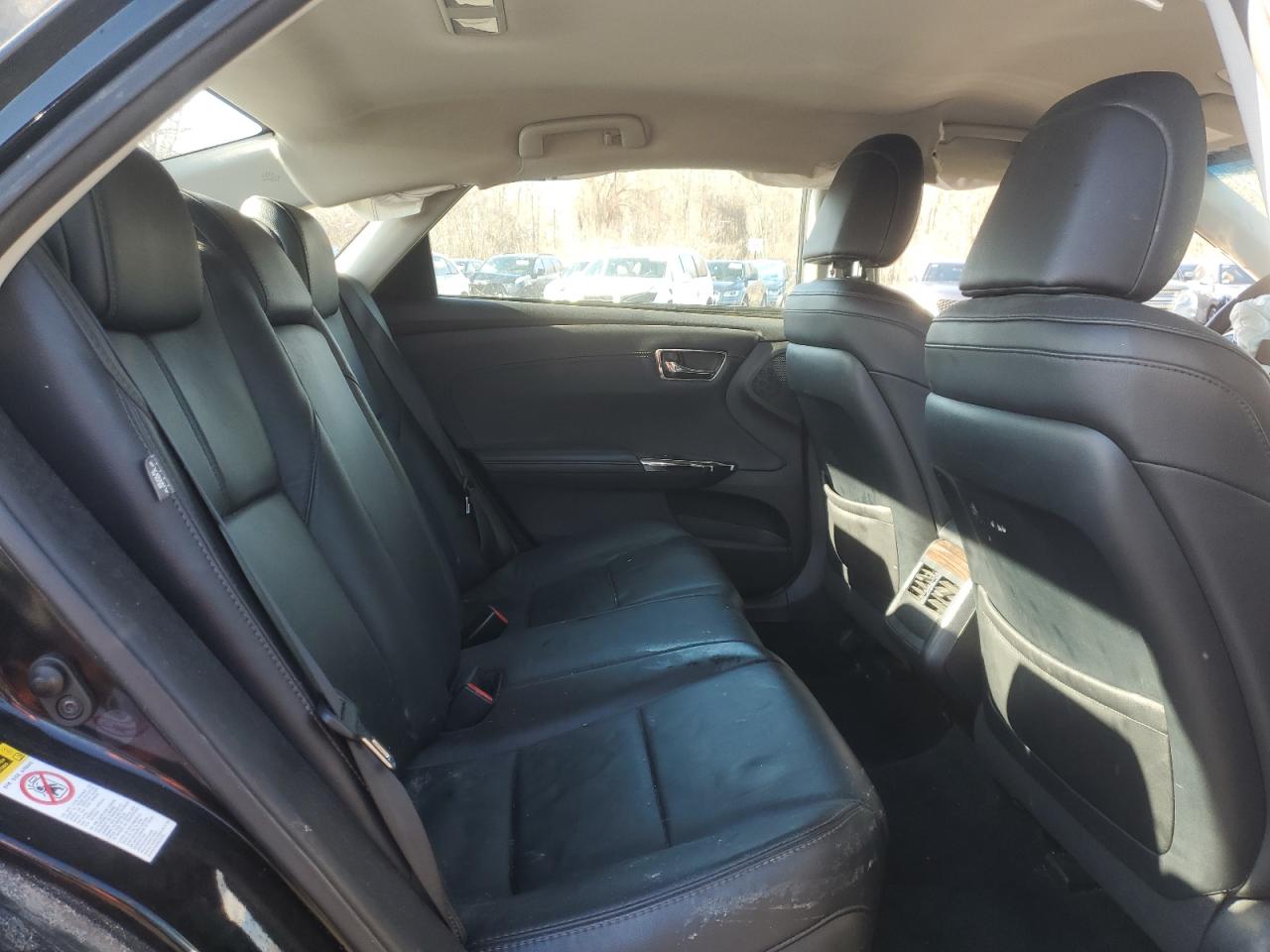 2013 Toyota Avalon - Image 10