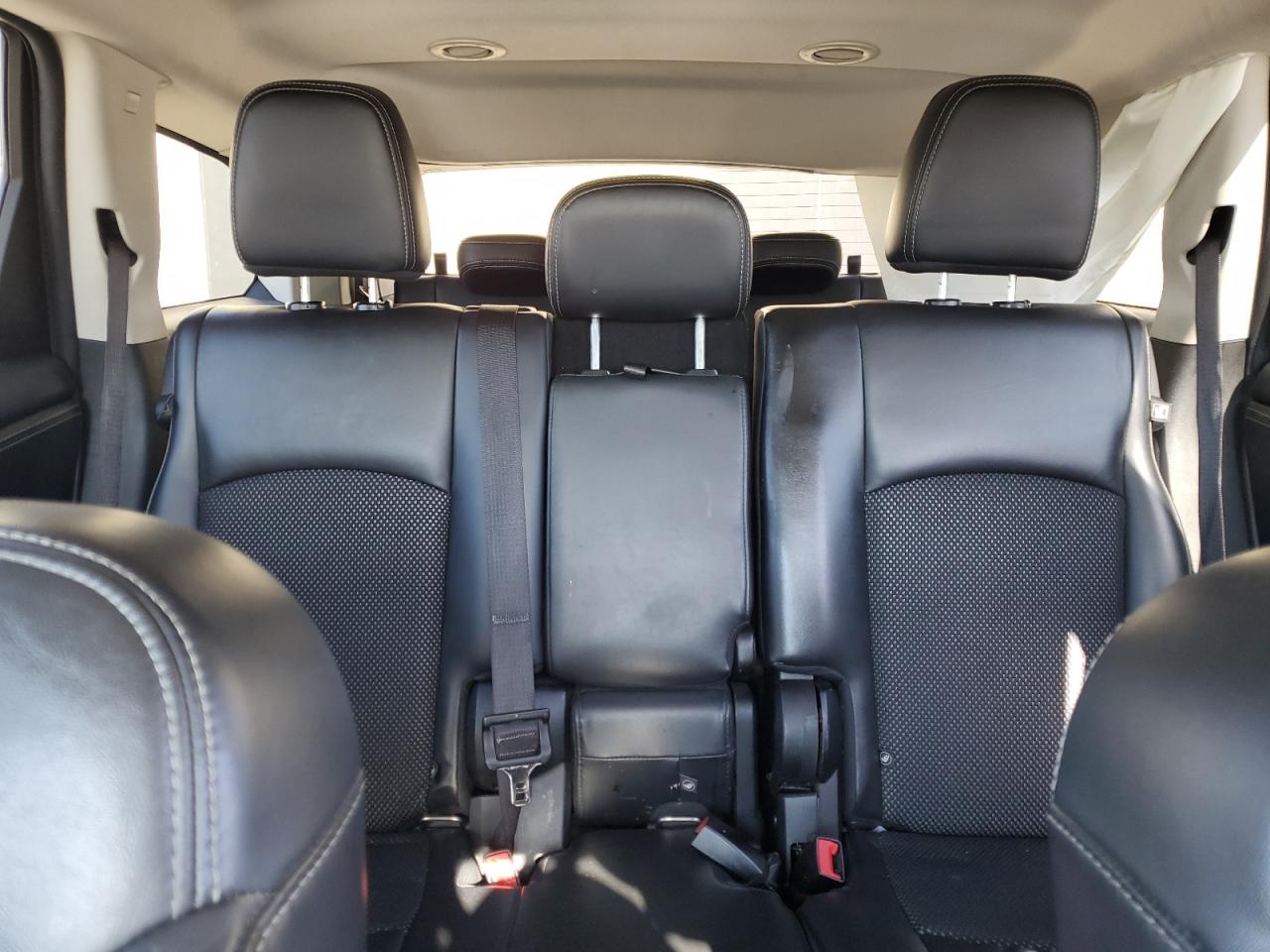2020 Dodge Journey - Image 10