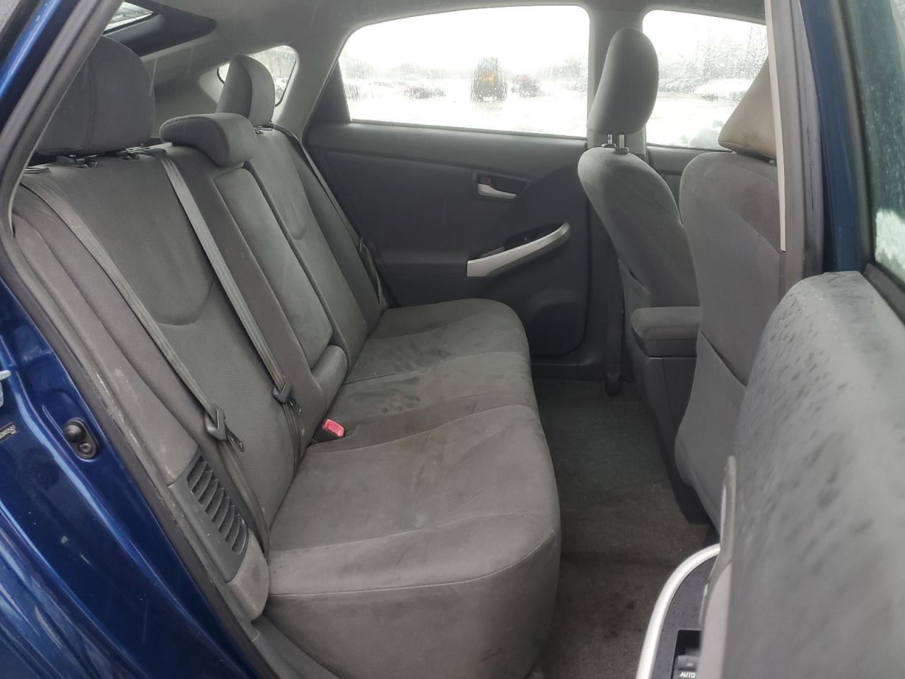 2010 Toyota Prius - Image 10