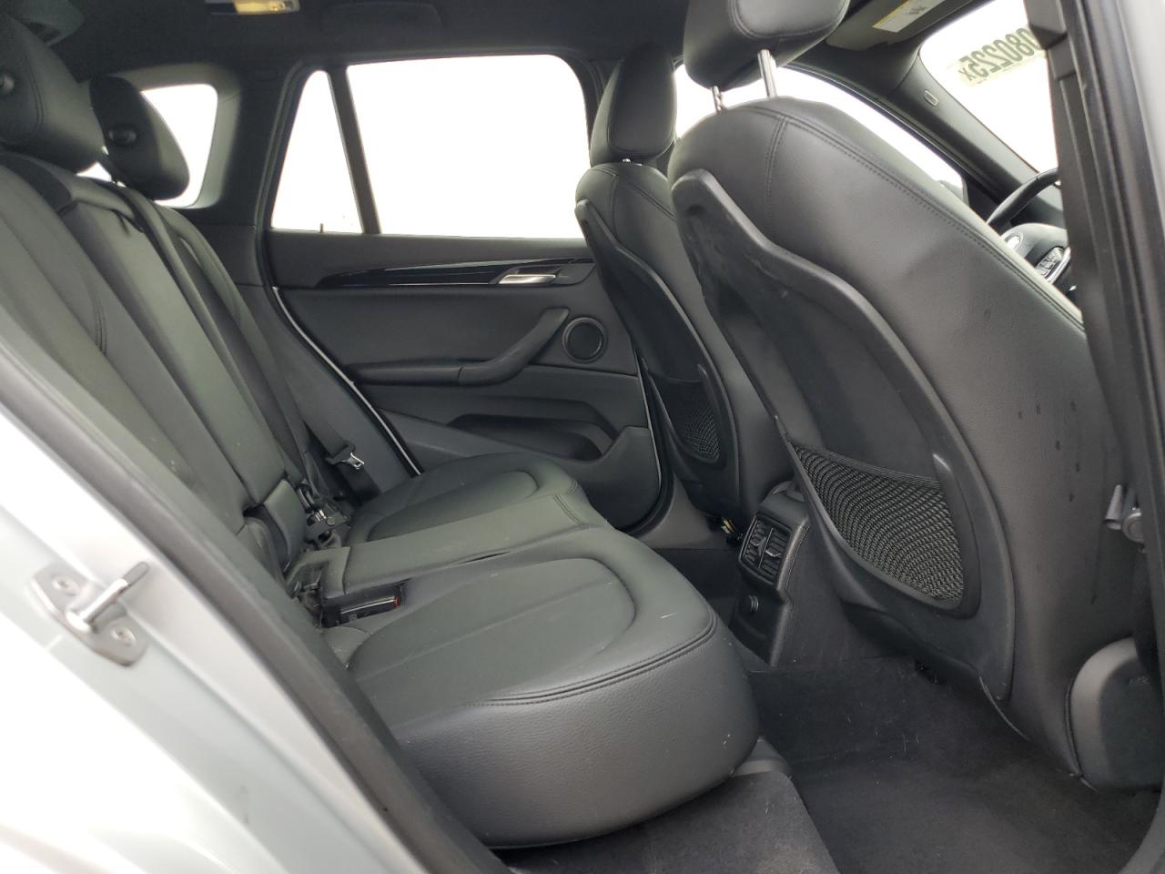 2016 BMW X1 - Image 11