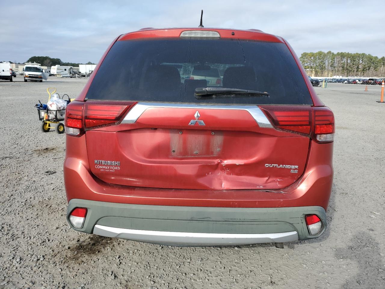 2016 Mitsubishi Outlander - Image 6