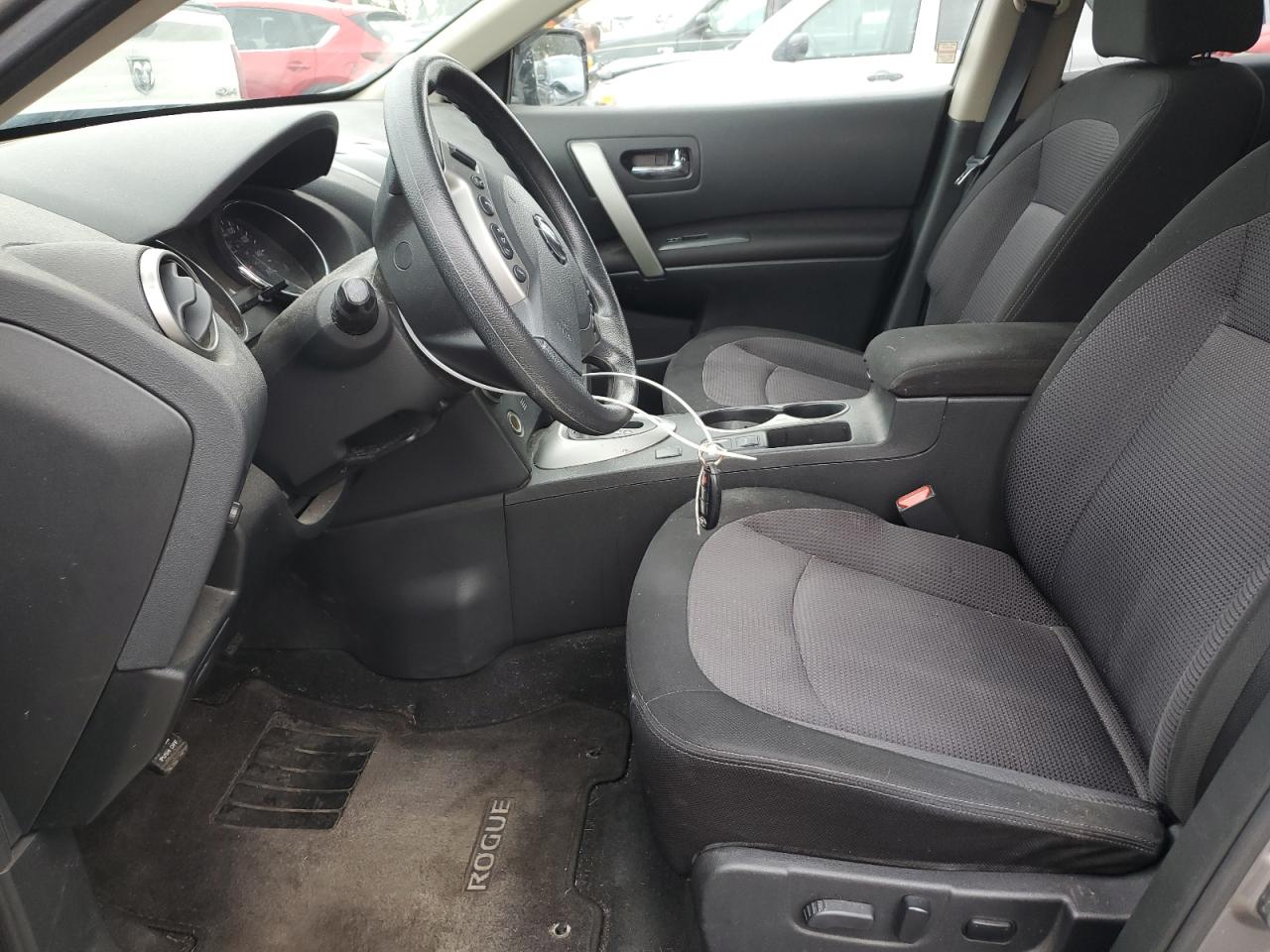 2013 Nissan Rogue - Image 7