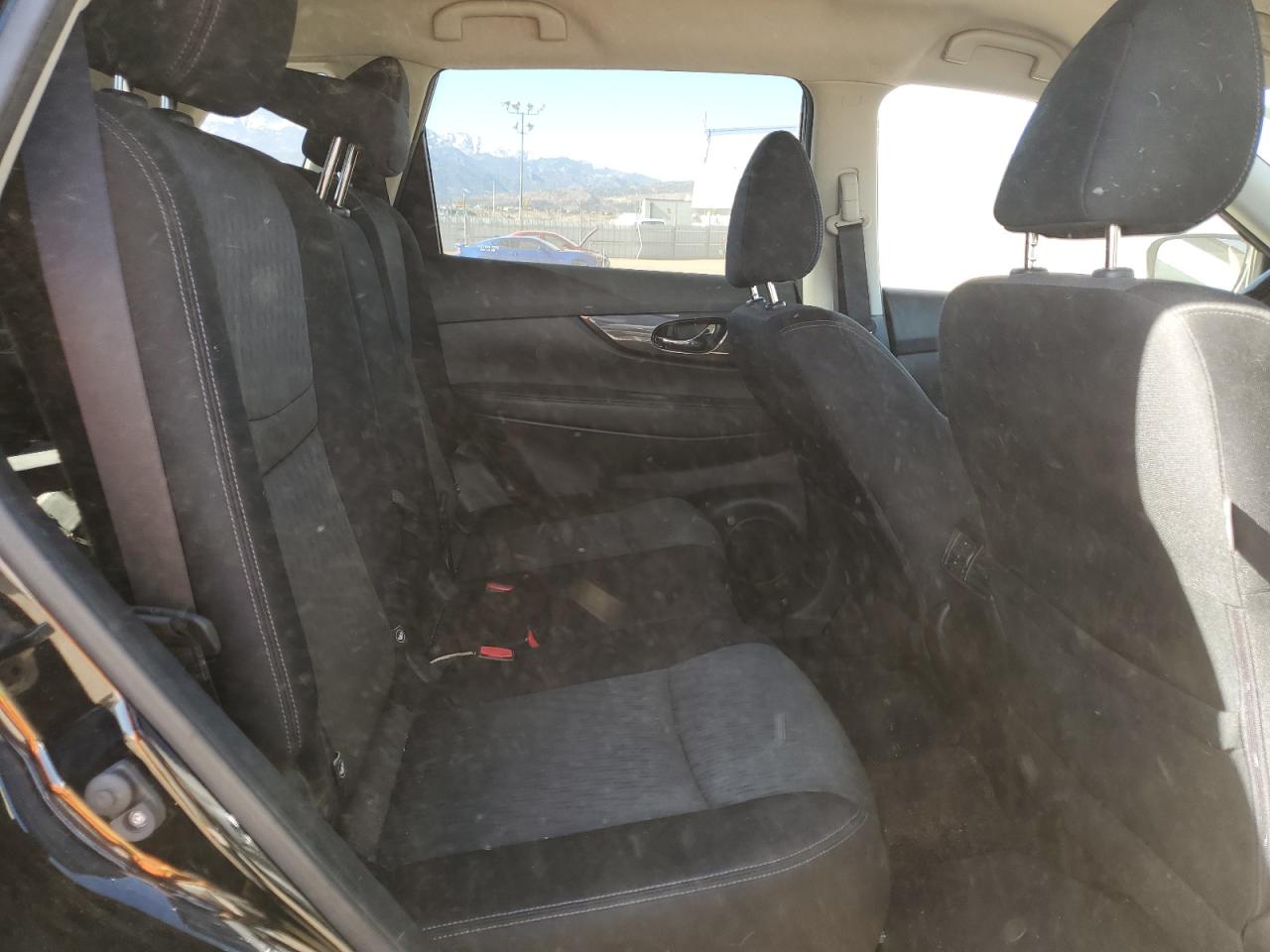 2020 Nissan Rogue - Image 11