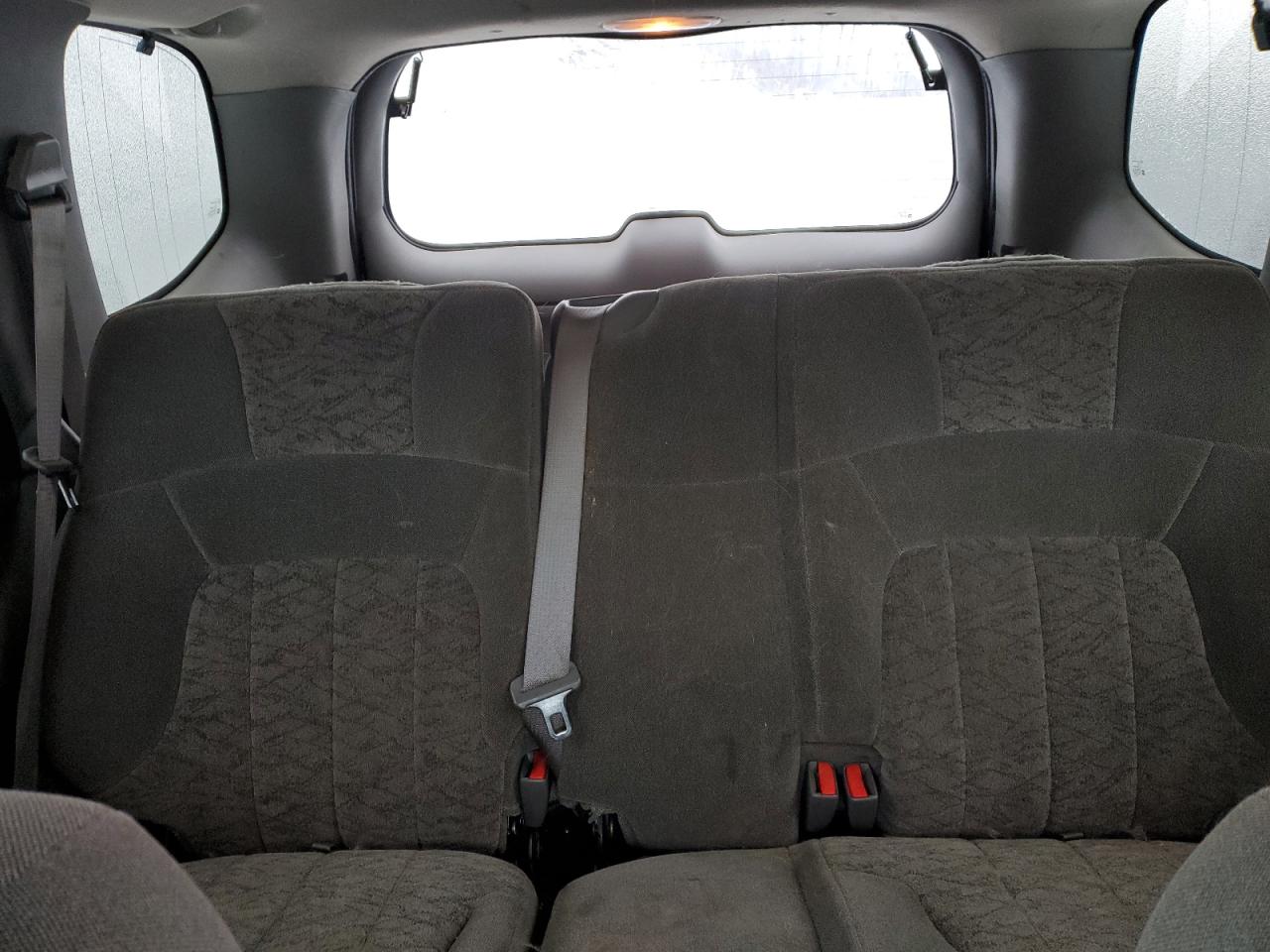 2002 GMC Envoy - Image 10