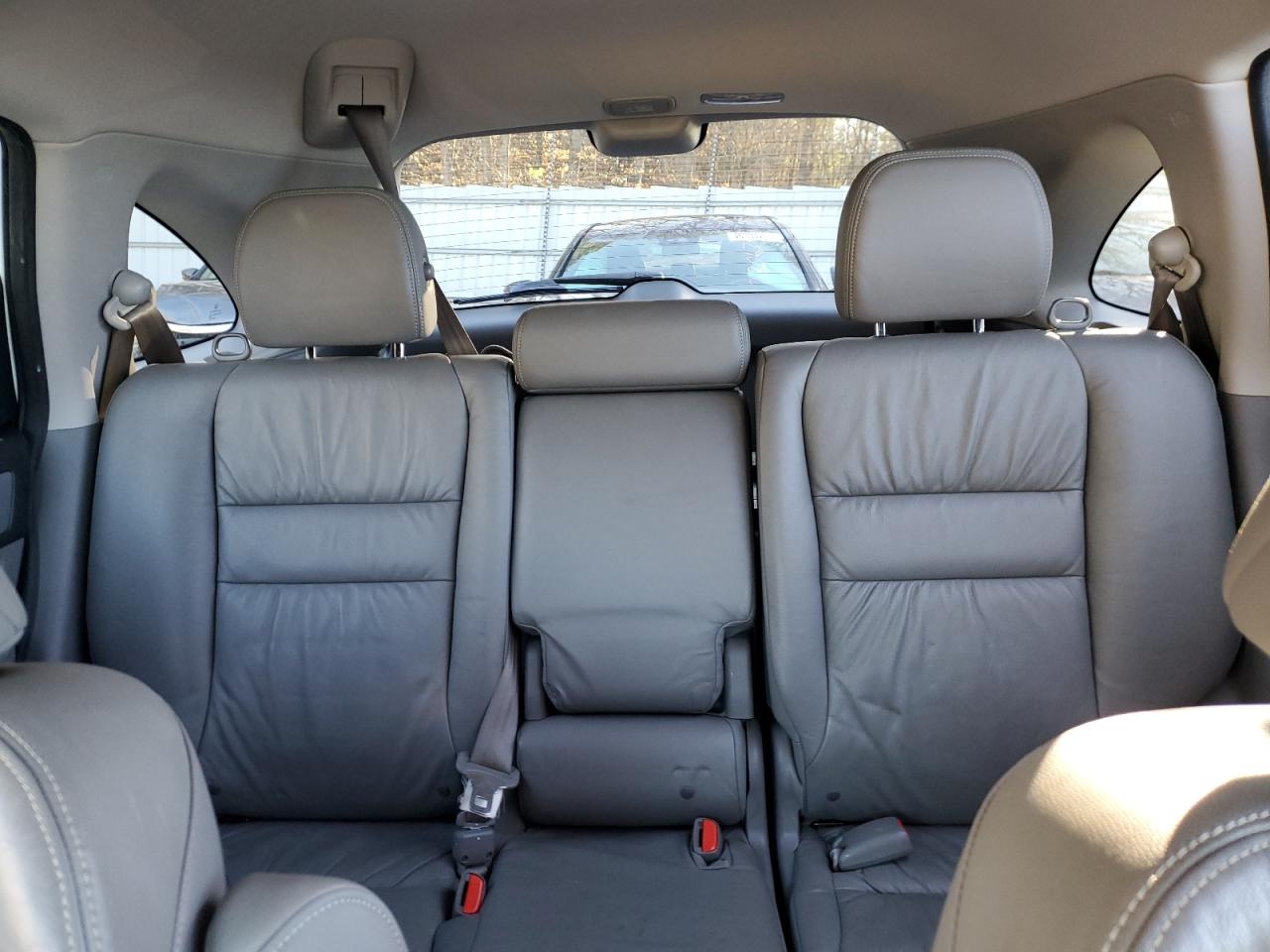 2011 Honda CR-V - Image 10
