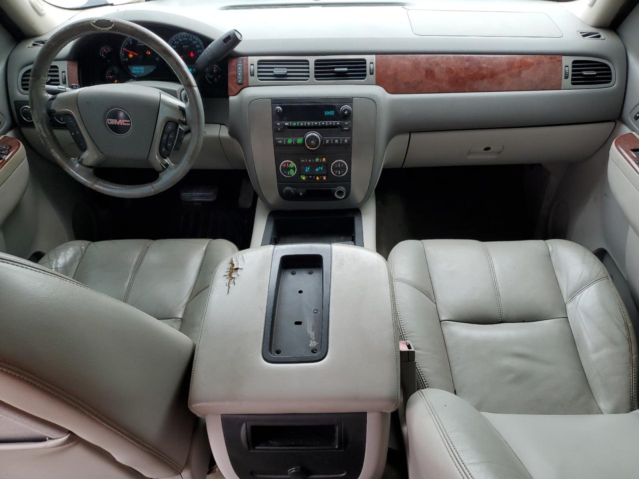 2011 GMC Sierra - Image 8