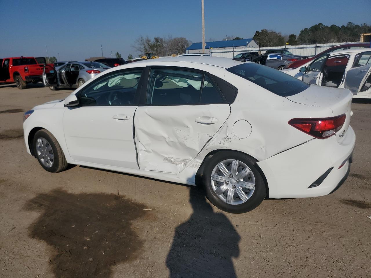 2023 Kia Rio - Image 2