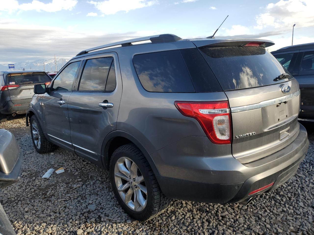2012 Ford Explorer - Image 2