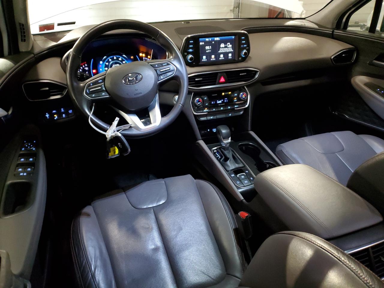 2020 Hyundai Santa Fe - Image 8
