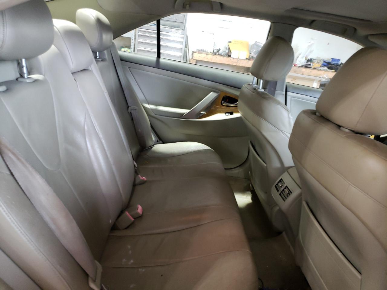 2007 Toyota Camry - Image 10