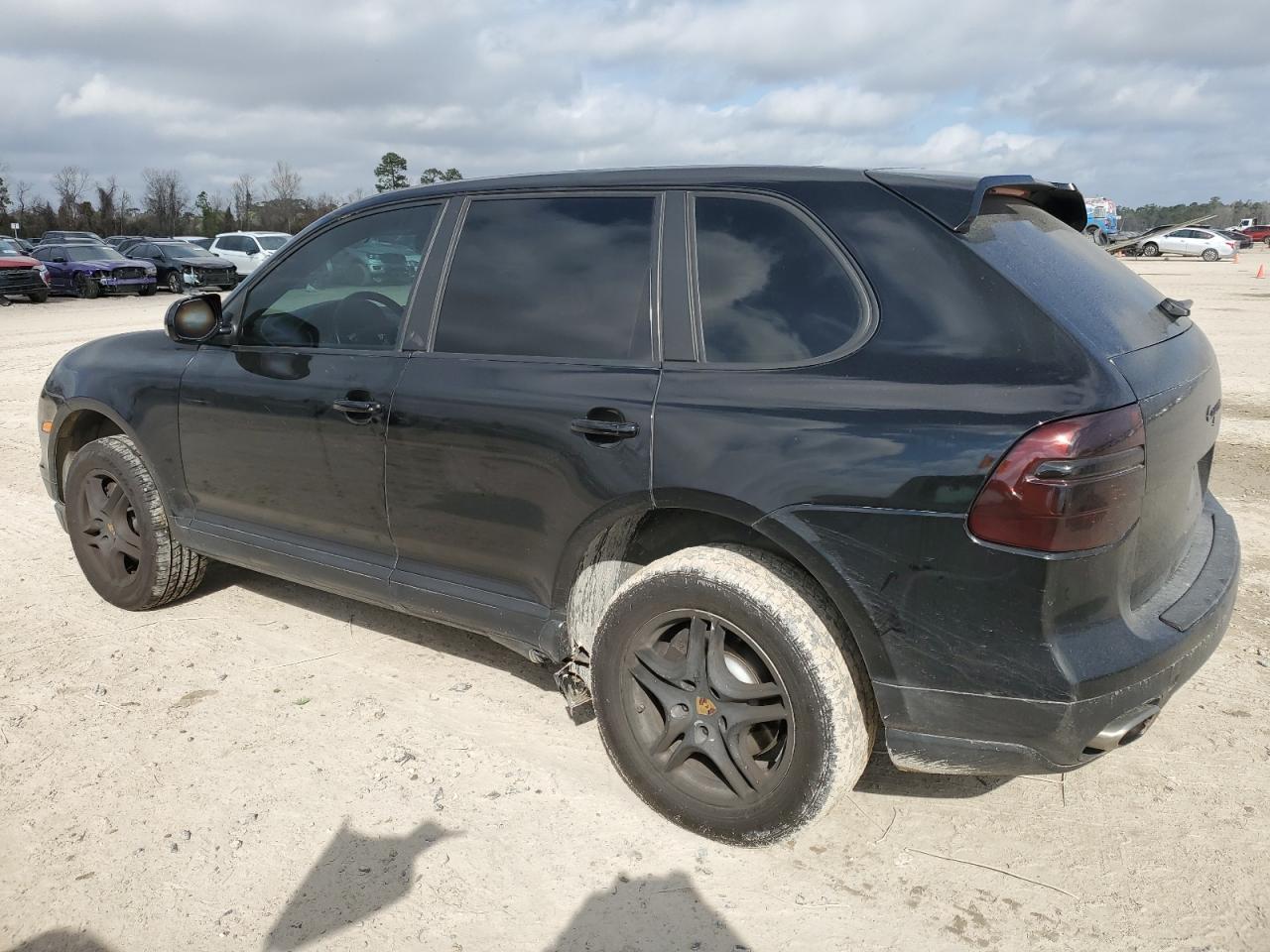 2009 Porsche Cayenne - Image 2