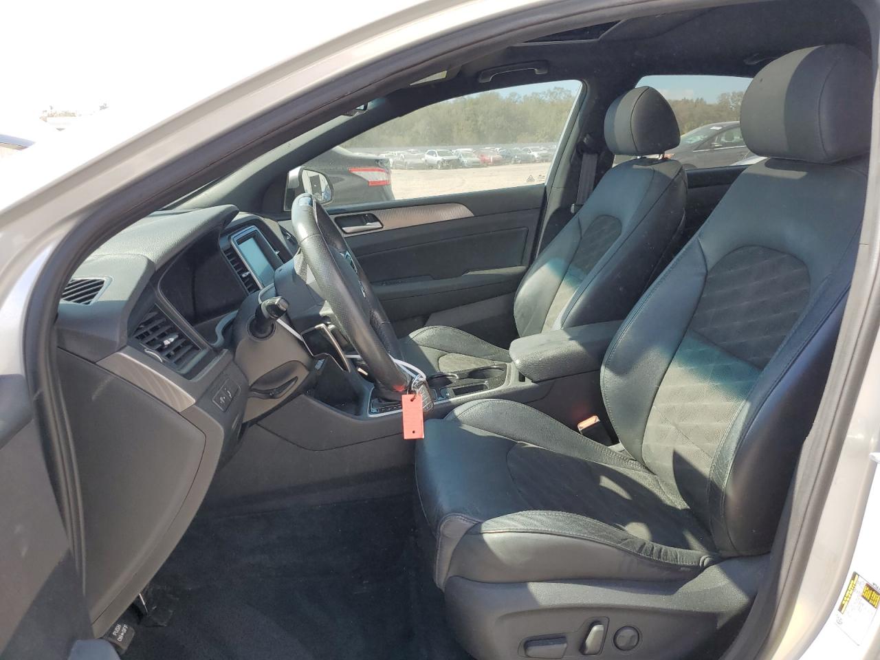 2018 Hyundai Sonata - Image 7