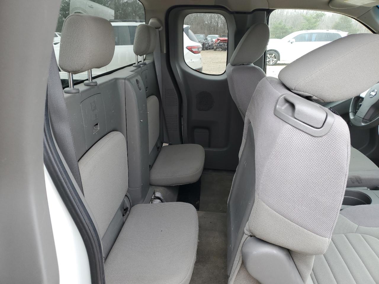 2013 Nissan Navara (Frontier) - Image 10