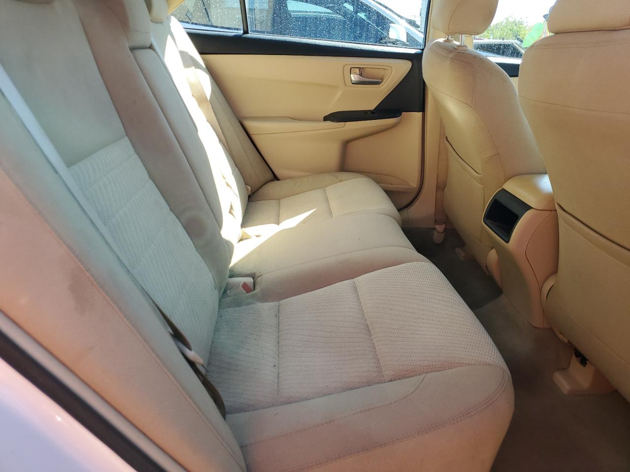 2016 Toyota Camry - Image 10