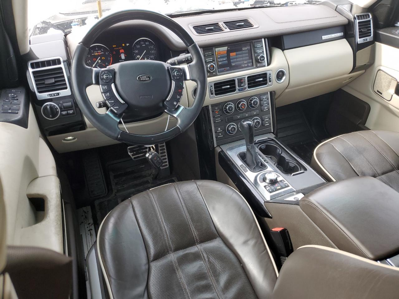 2010 Land Rover Range Rover - Image 8