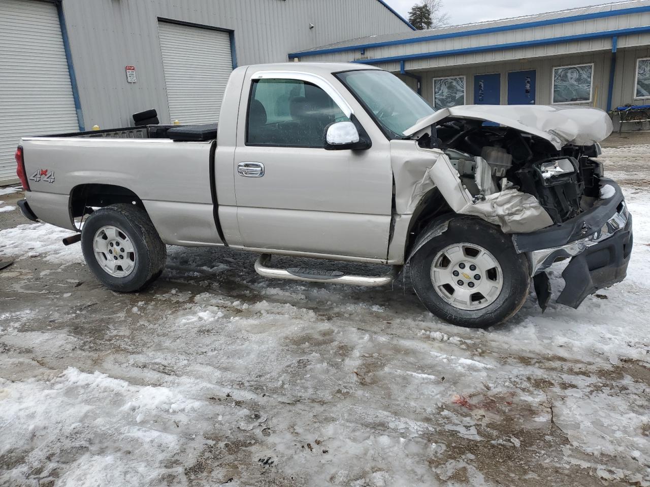 2006 Chevrolet Silverado - Image 4