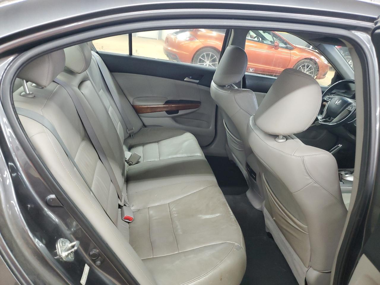 2011 Honda Accord - Image 10