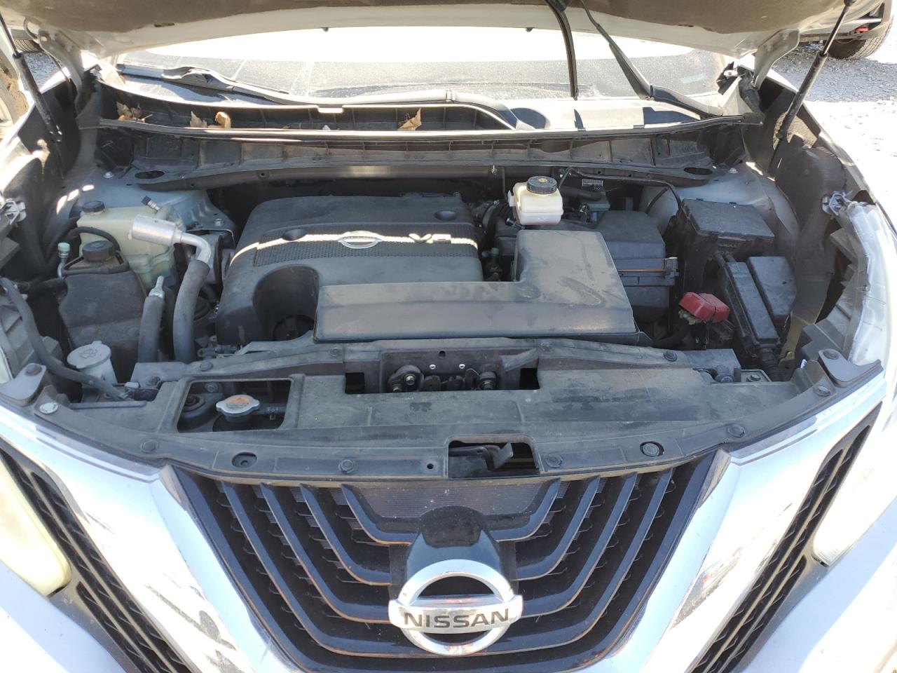 2015 Nissan Murano - Image 12