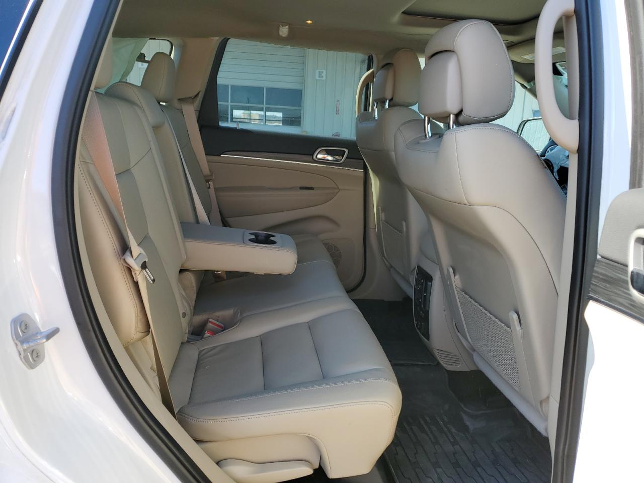 2021 Jeep Grand Cherokee - Image 11