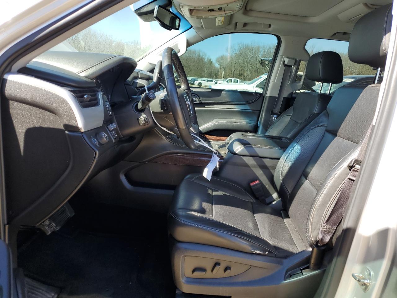 2015 GMC Yukon - Image 7