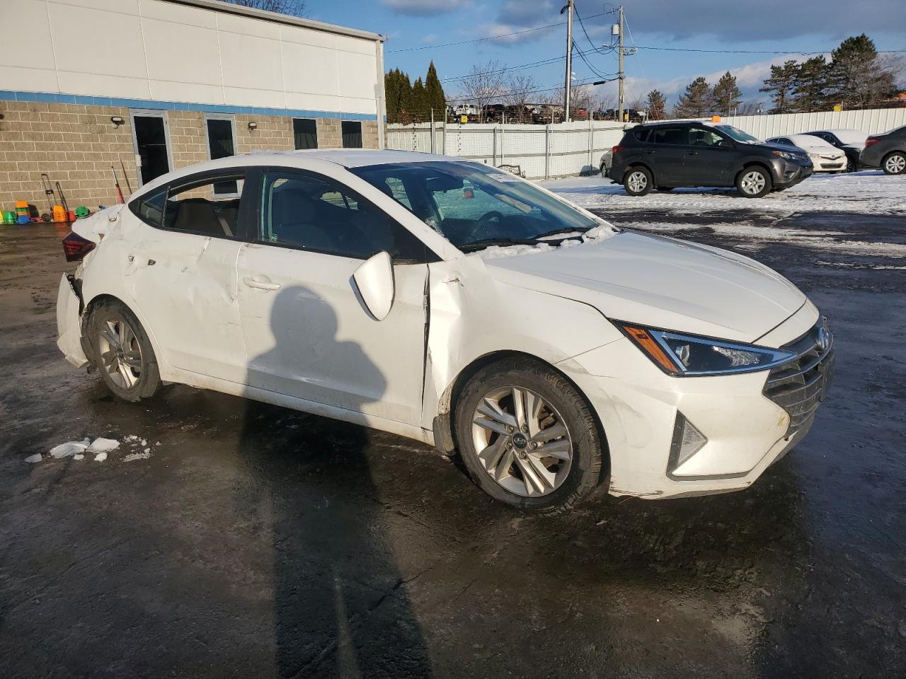 2020 Hyundai Elantra - Image 4