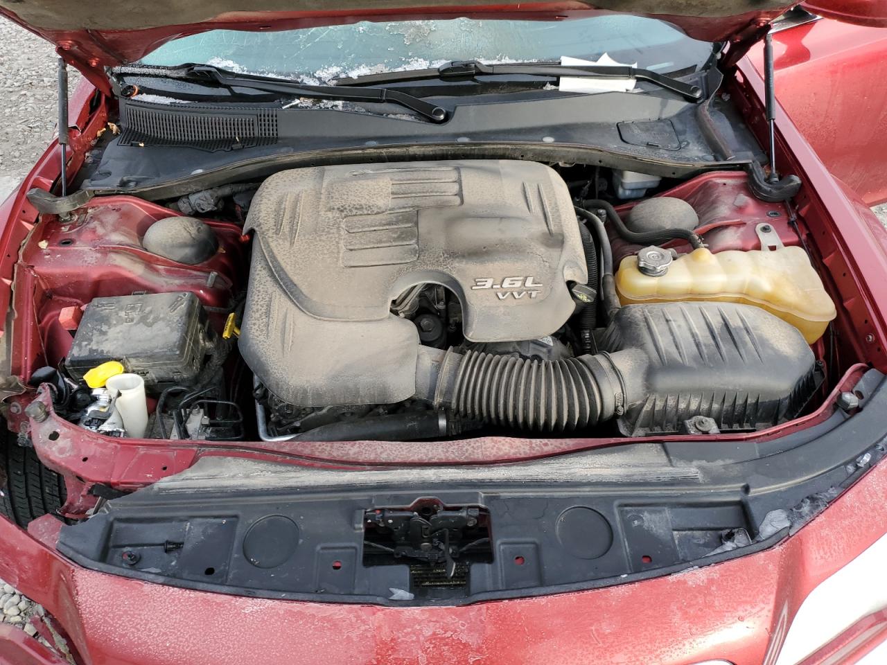 2013 Chrysler 300 - Image 12