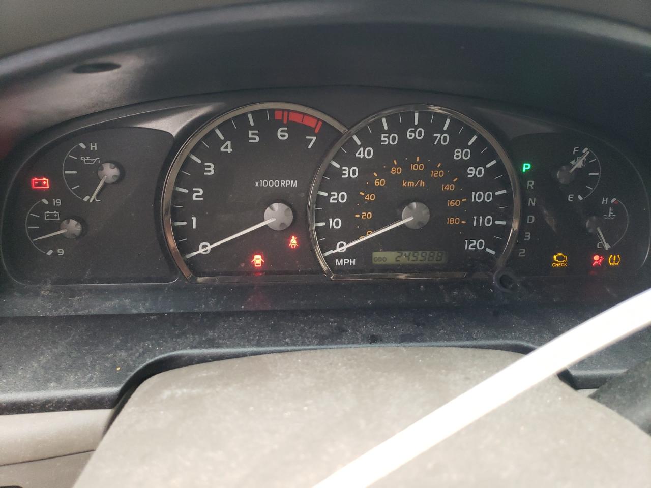 2005 Toyota Sequoia - Image 9