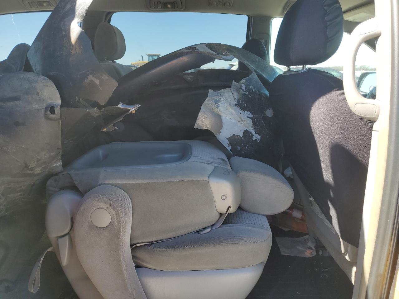 2006 Toyota Sienna - Image 11