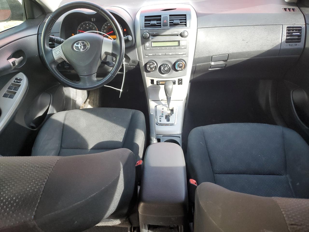 2010 Toyota Corolla - Image 8