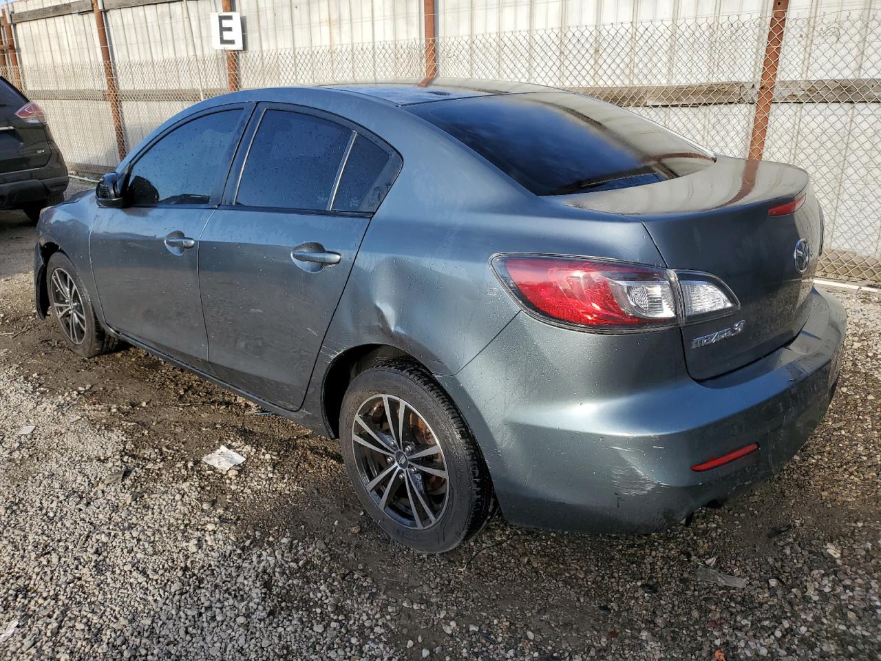 2013 Mazda 3 - Image 2
