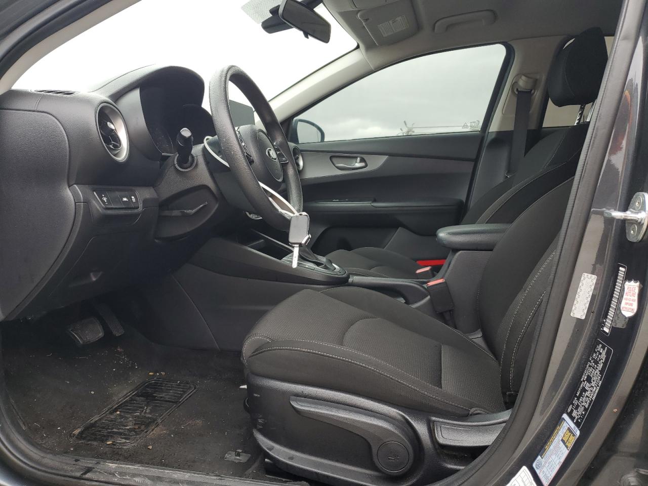 2021 Kia Forte - Image 7