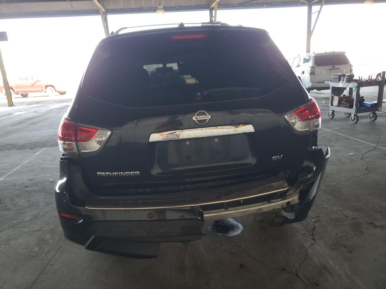 2015 Nissan Pathfinder - Image 6