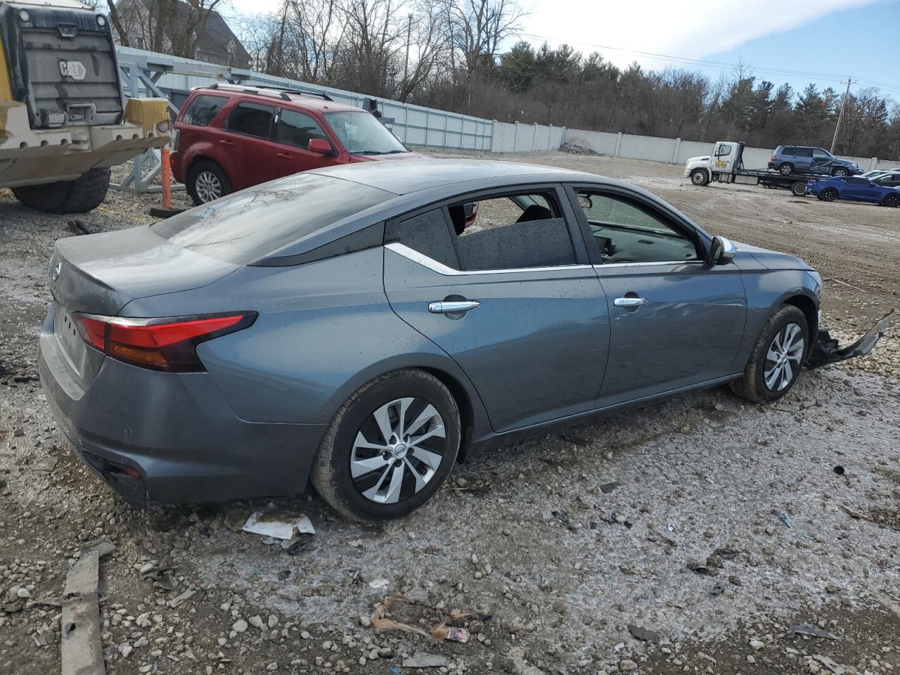 2021 Nissan Altima - Image 3